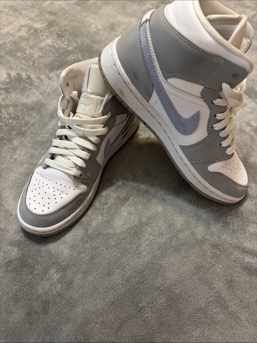 Nike Women’s Mid-Top Sneakers in White and Light Gray